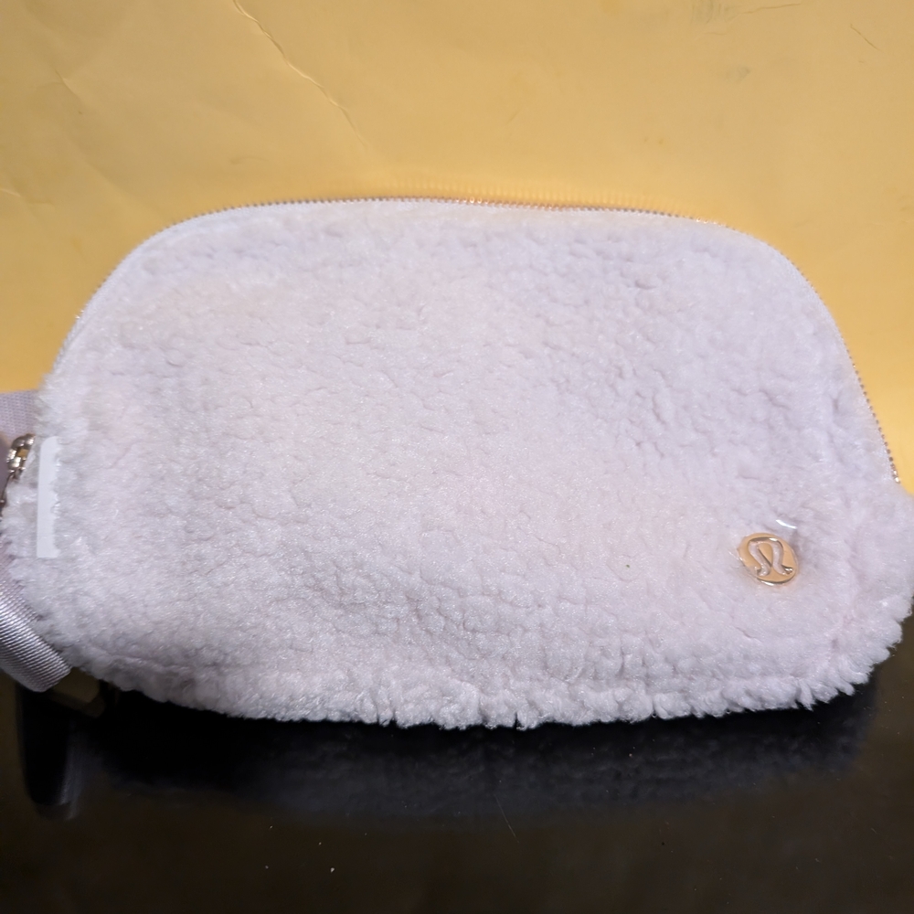 lululemon Everyday Fleece Belt Bag With Gold Hardware